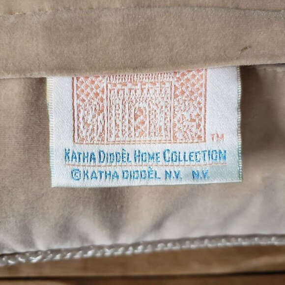 Vintage Katha Diddel 100% Wool 1848 American Mail Steamship Needlepoint Pillow - Picture 9 of 13